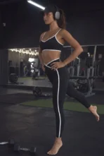 Women’s Cross-Waistband Contrast Piping Activewear Set